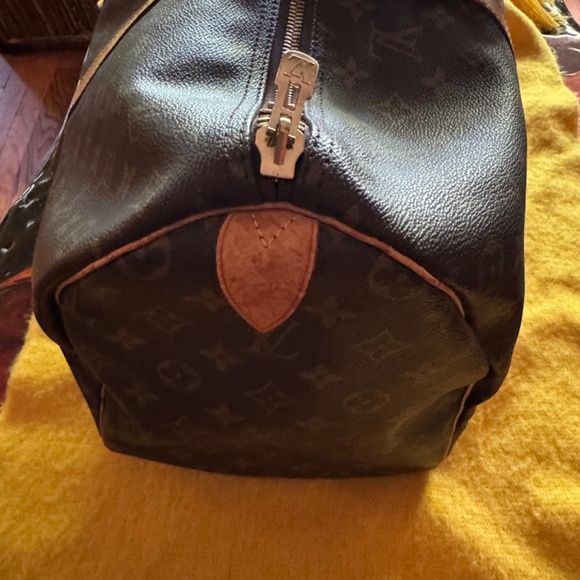 LV Keepall 50 - Picture 3 of 10